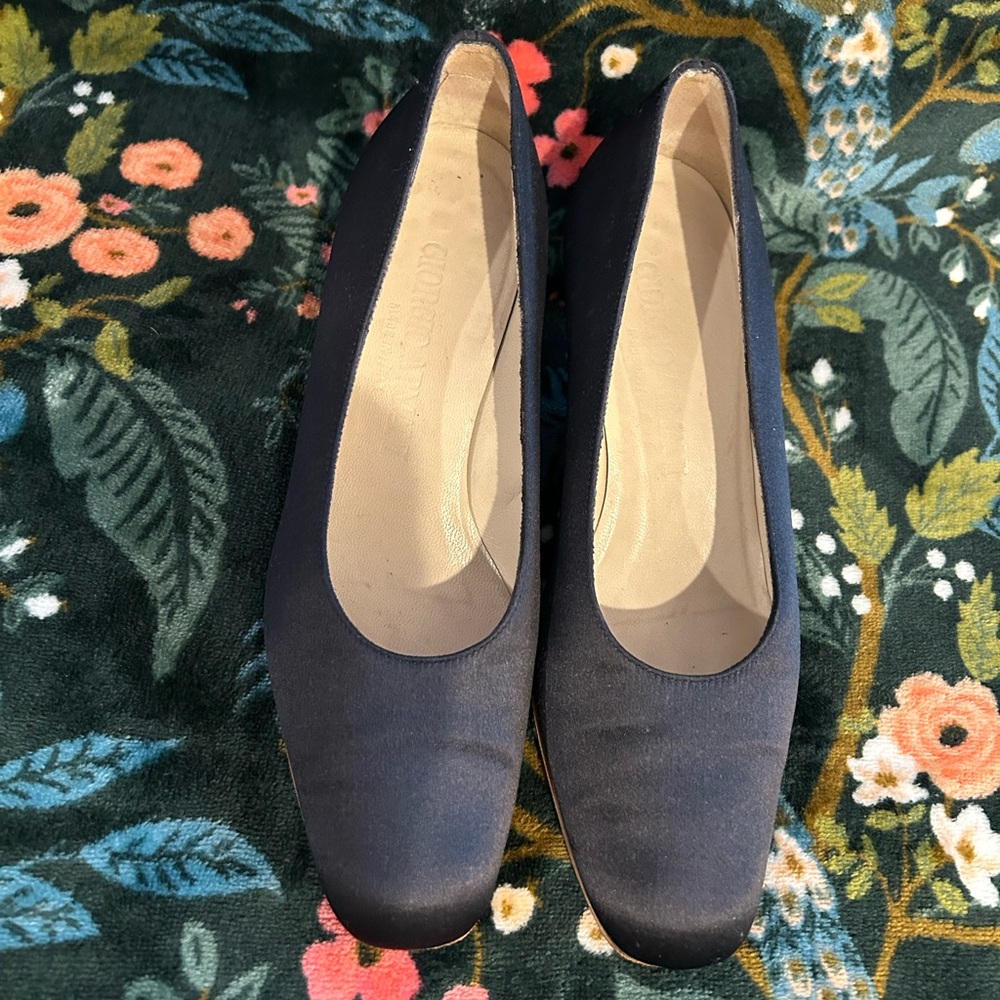 Vintage Giorgio Armani Dark Blue Satin Covered Heels - Picture 5 of 9